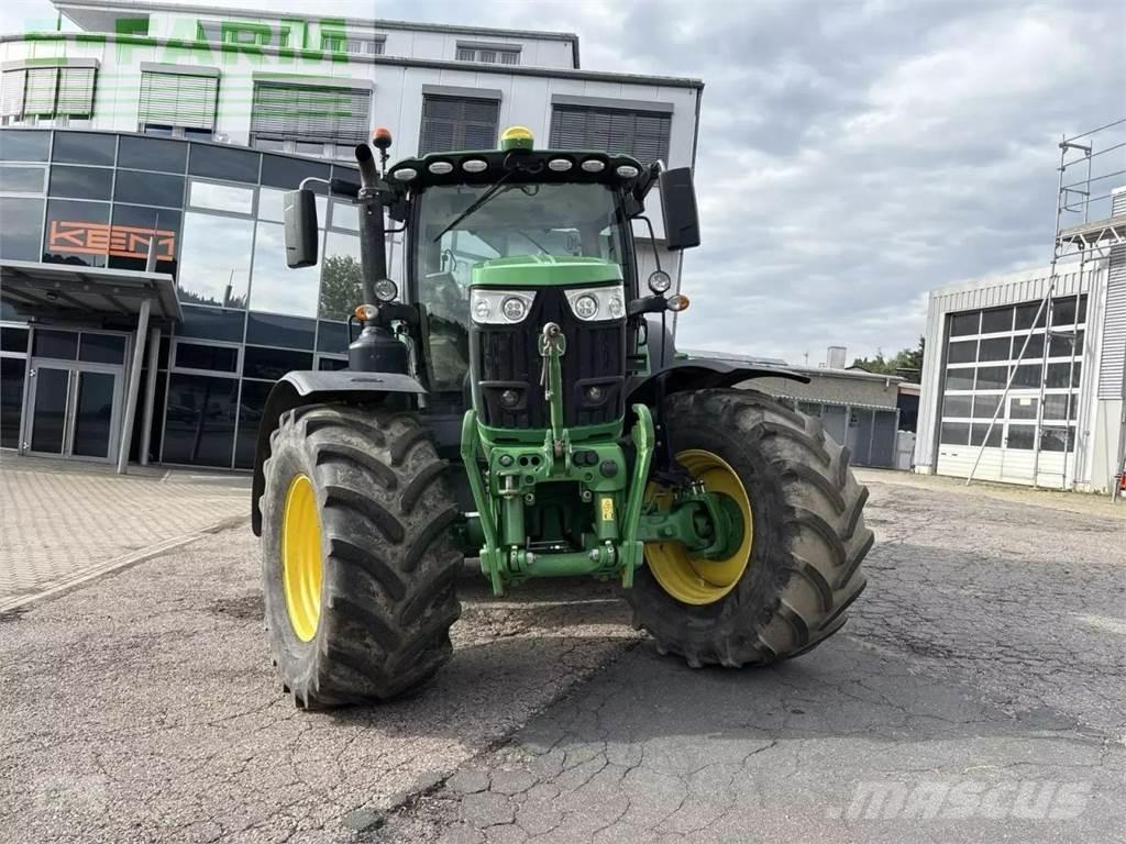 John Deere 6215r 拖拉机/农用车