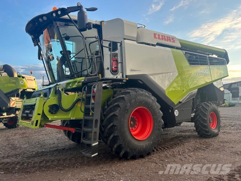 CLAAS LEXION 5400 联合收割机