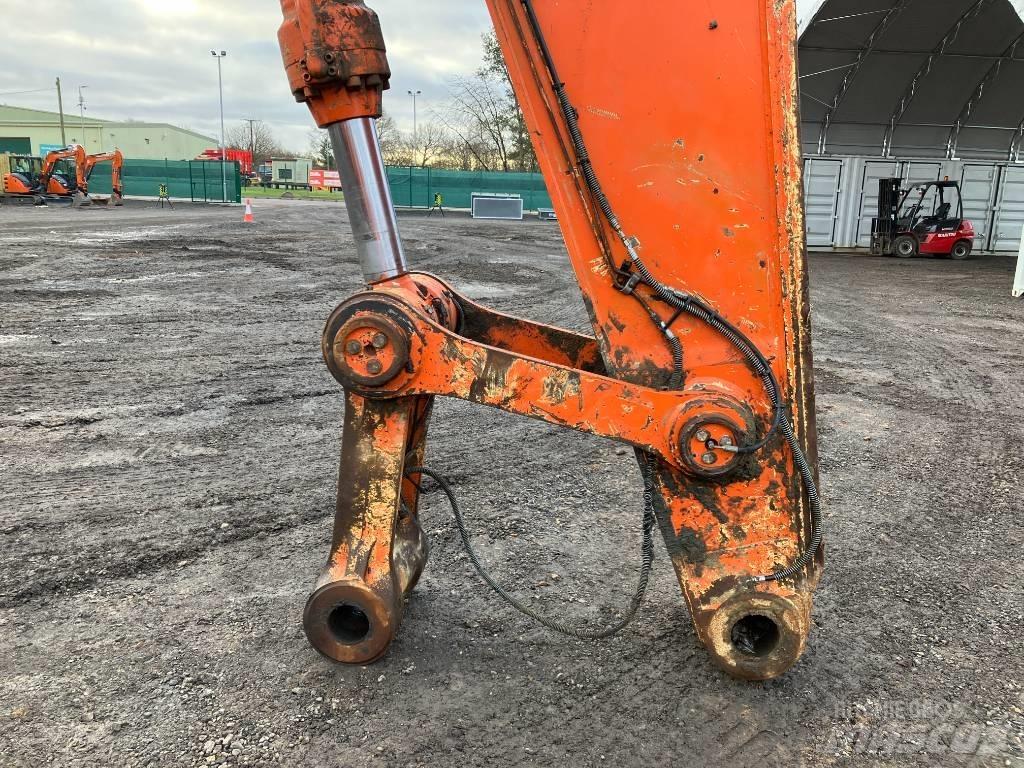 Hitachi ZX670LCH-5B 履带挖掘机