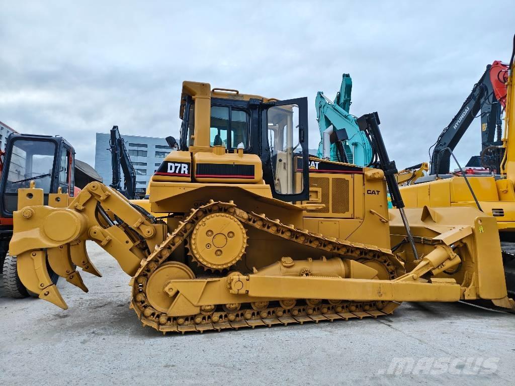 CAT D 7 R 履带式推土机