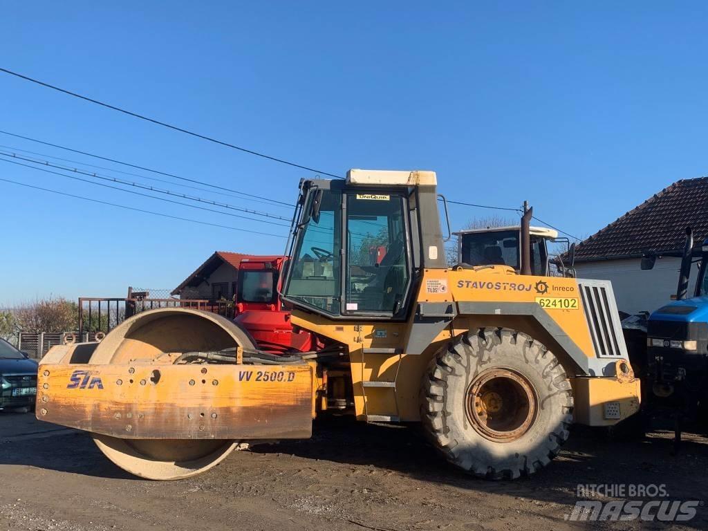 Stavostroj VV 2500D 单轮压路机
