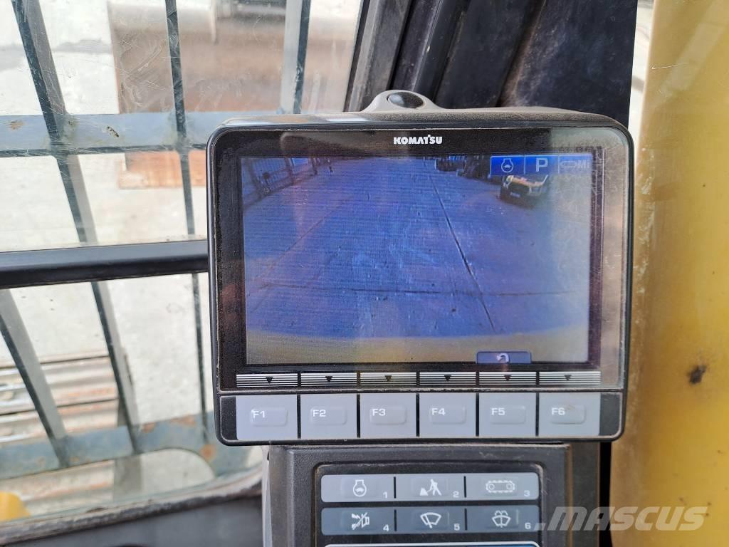 Komatsu HB 215 LC-2 履带挖掘机