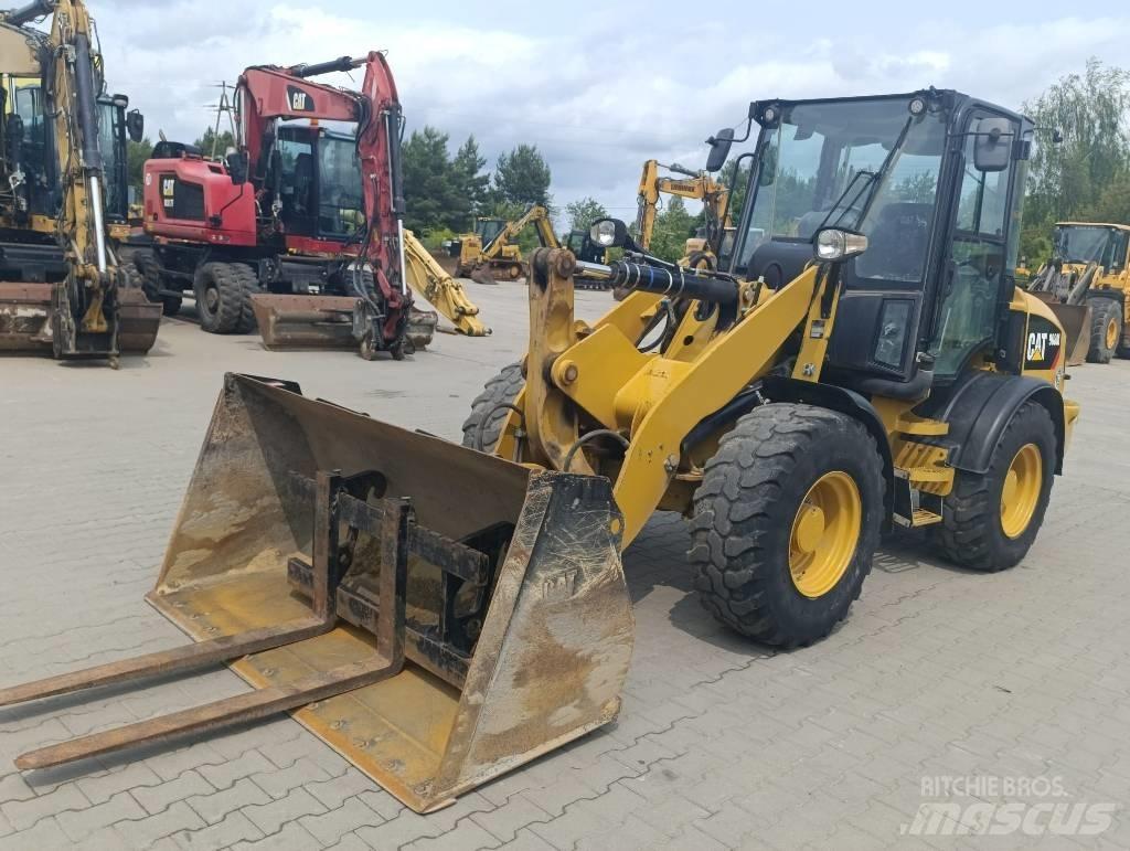 CAT 908 M 轮式装载机