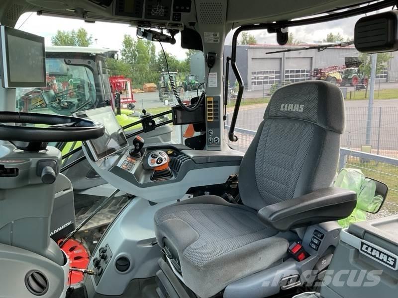 CLAAS Axion 960 TT 履带起重机