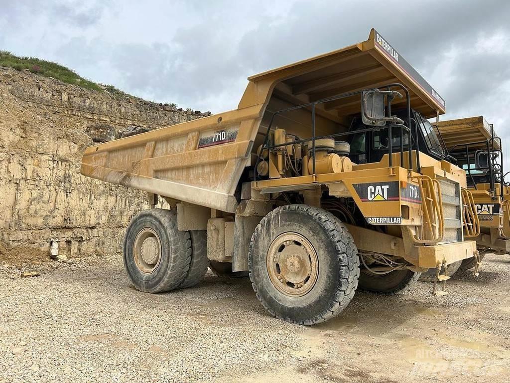 CAT 771D 翻斗车\公路型自卸车