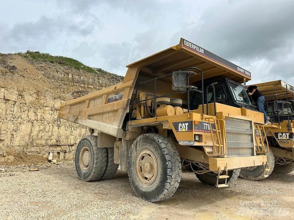 CAT 771D 翻斗车\公路型自卸车