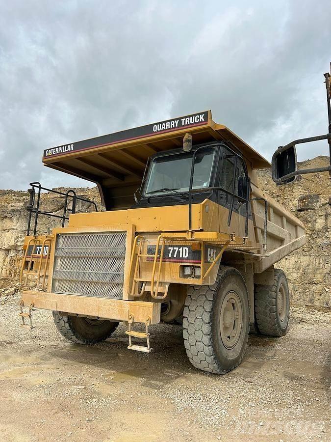 CAT 771D 翻斗车\公路型自卸车