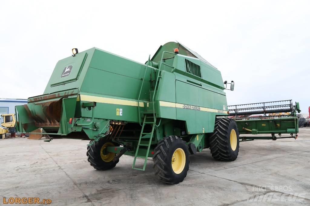 John Deere 2266 E 联合收割机