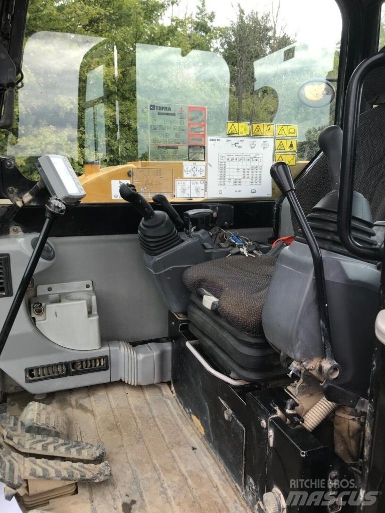 CAT 308 E CR 中型挖掘机