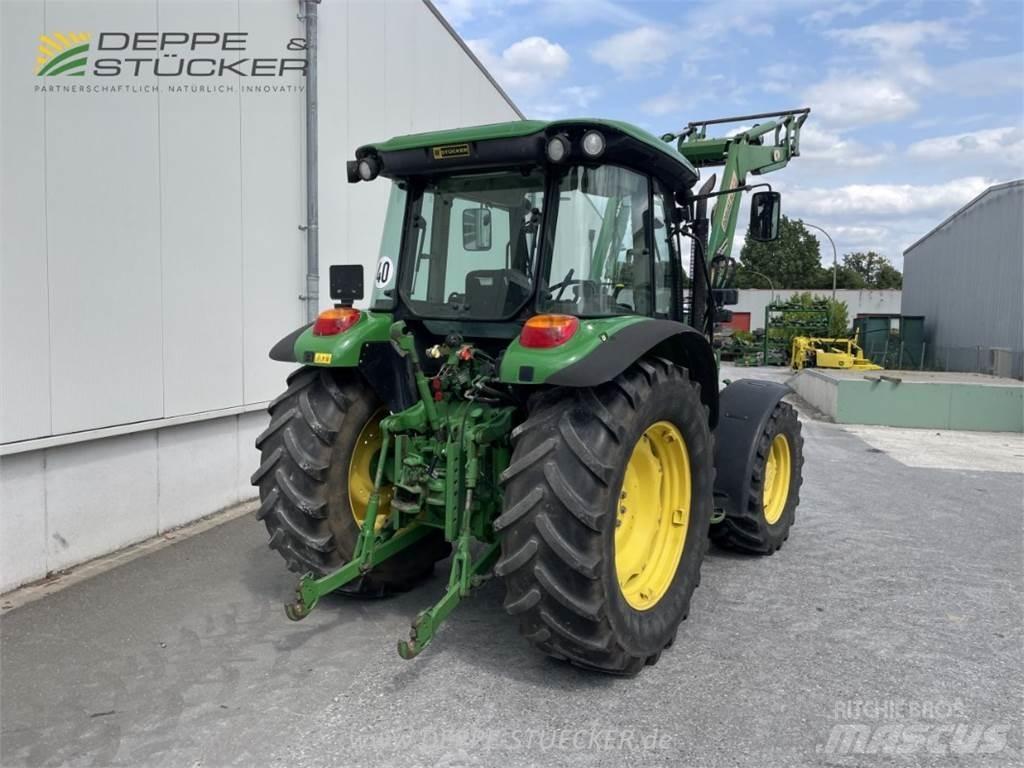 John Deere 5820 拖拉机/农用车