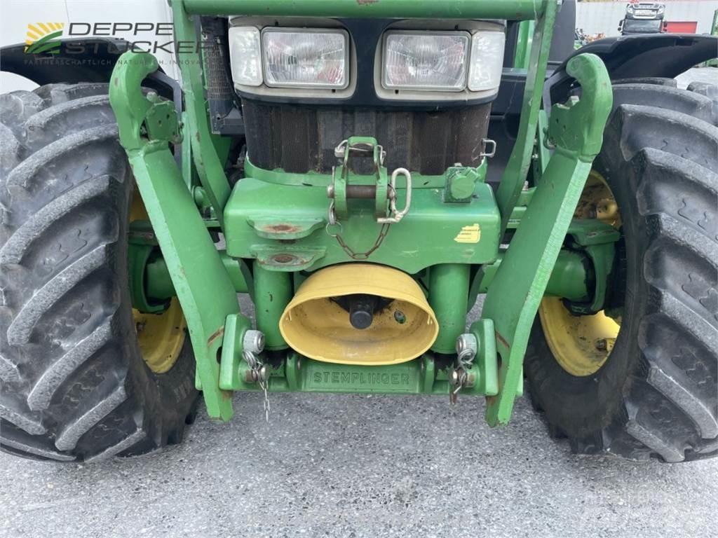 John Deere 5820 拖拉机/农用车