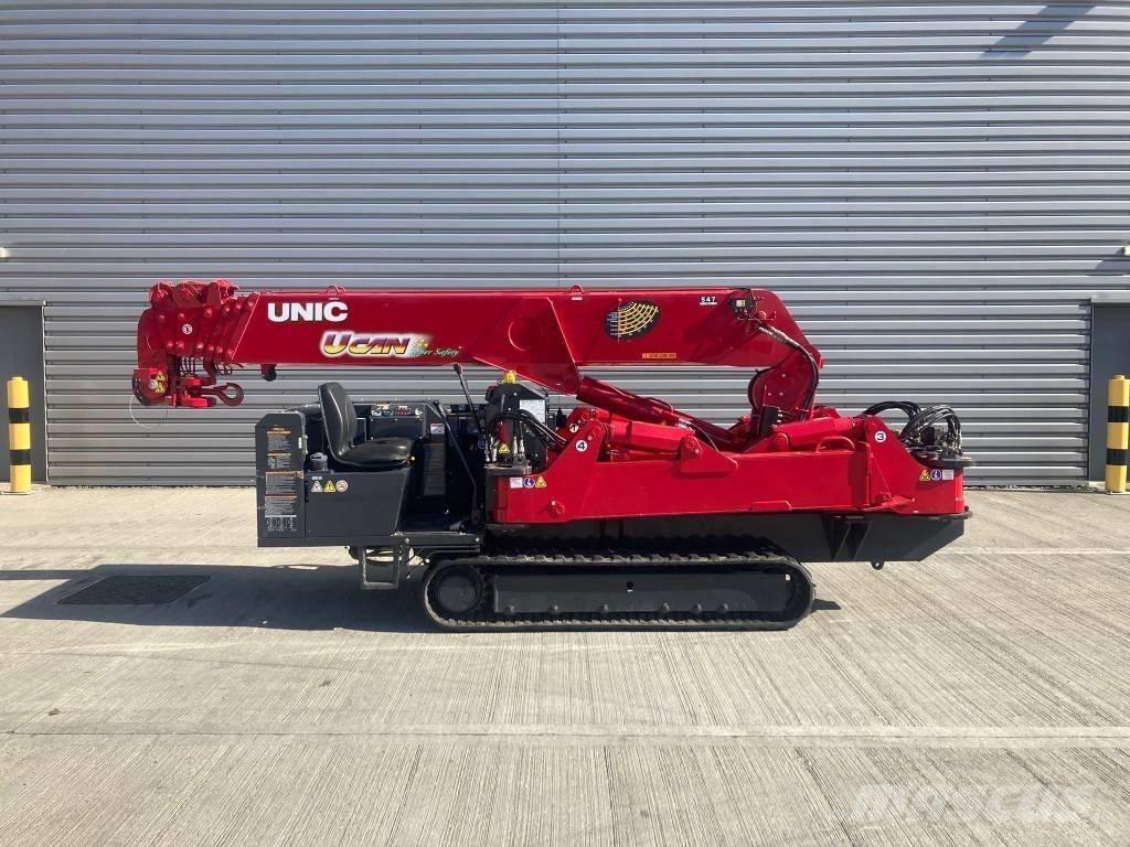 Unic URW-547 轻小型起重机