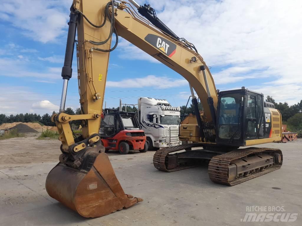 CAT 326 F 履带挖掘机