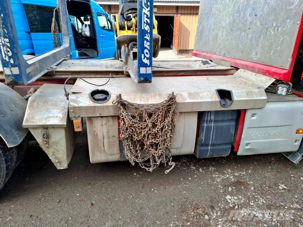 Volvo FH500 8x4*4 木材运输车