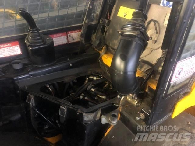 JCB Robot 170 小型装载机