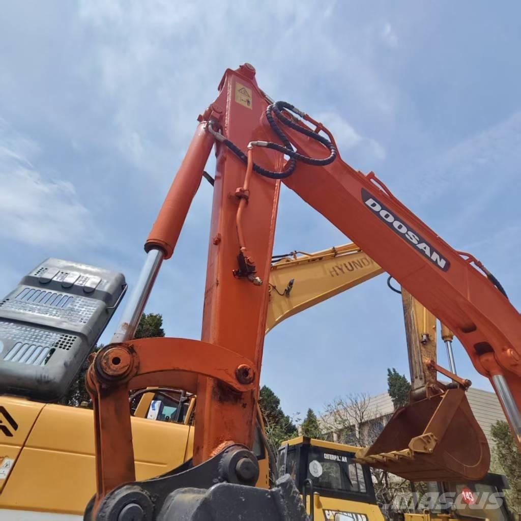 Doosan DH 60-7 小型挖掘机