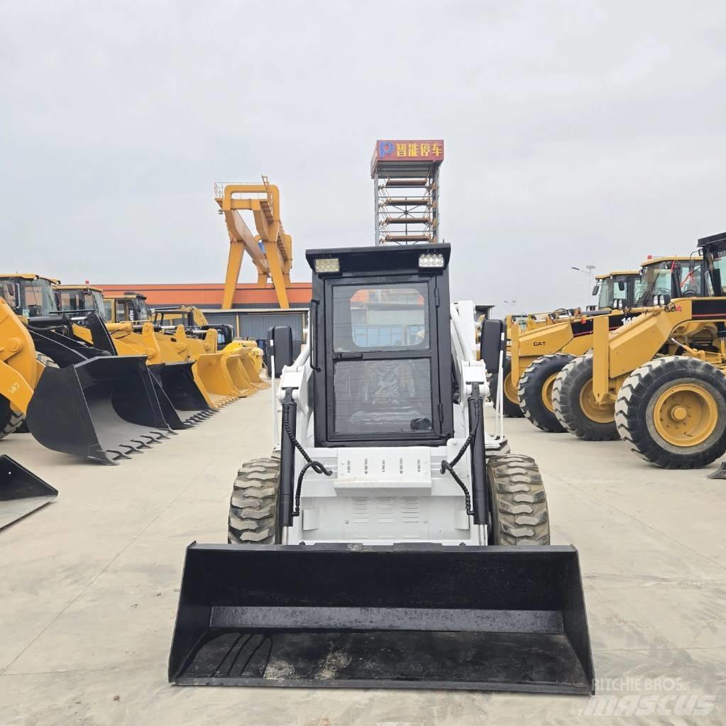 Bobcat S 300 滑移装载机