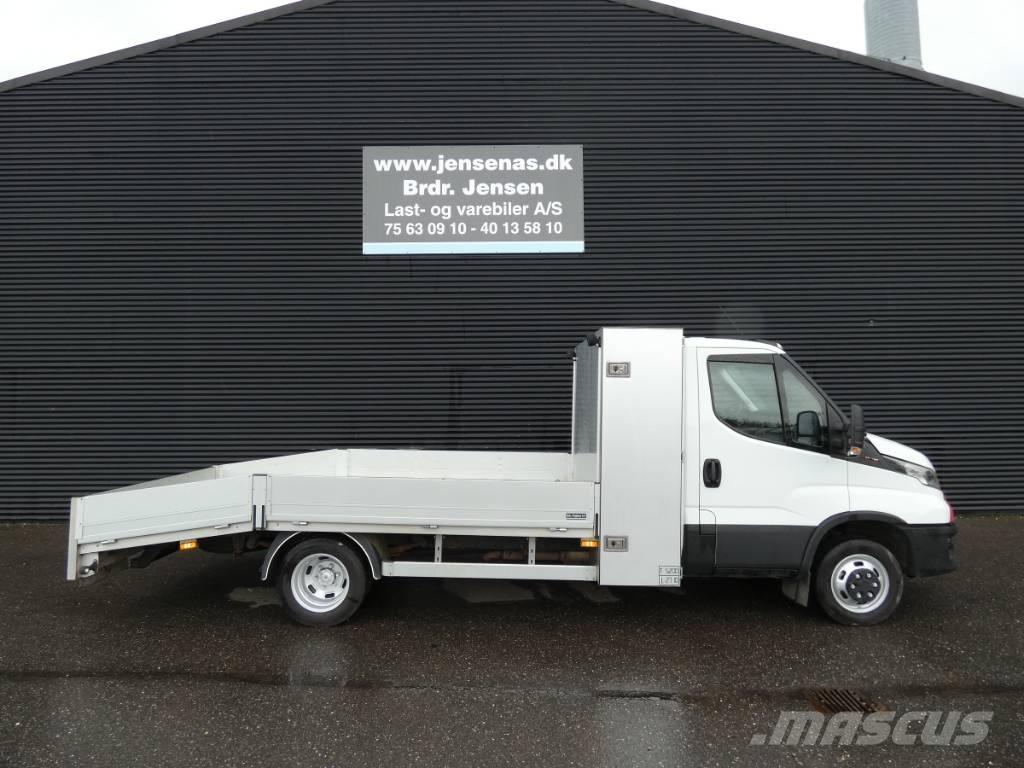 Iveco 50C 18 车辆运输车