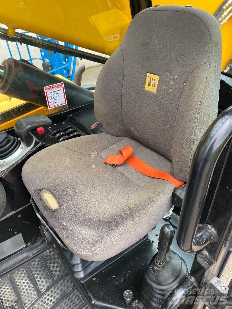 JCB 540-170 伸缩臂叉装车|叉装车