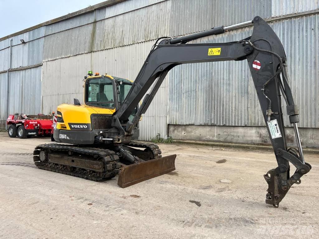 Volvo ECR 88 D 中型挖掘机