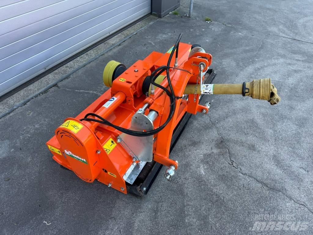  Rinieri TRD 165 牧场割草机和切顶器