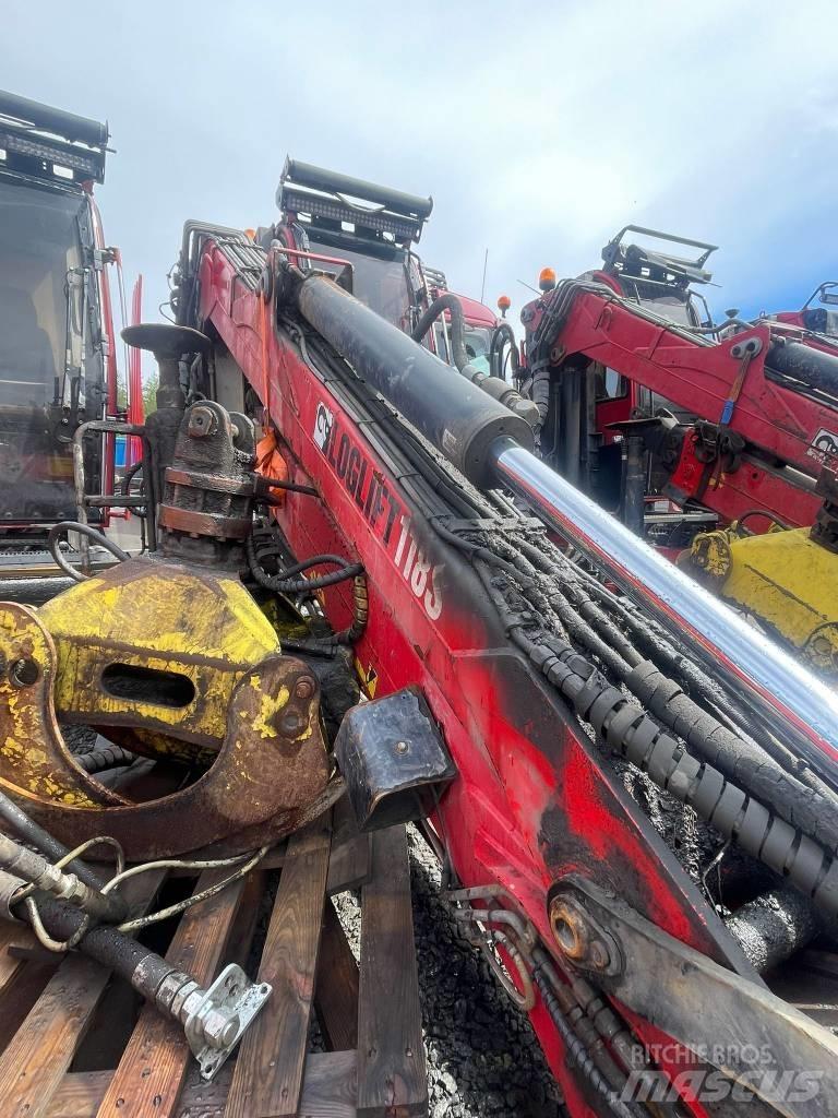 Loglift F118ST9.6 木材起重机