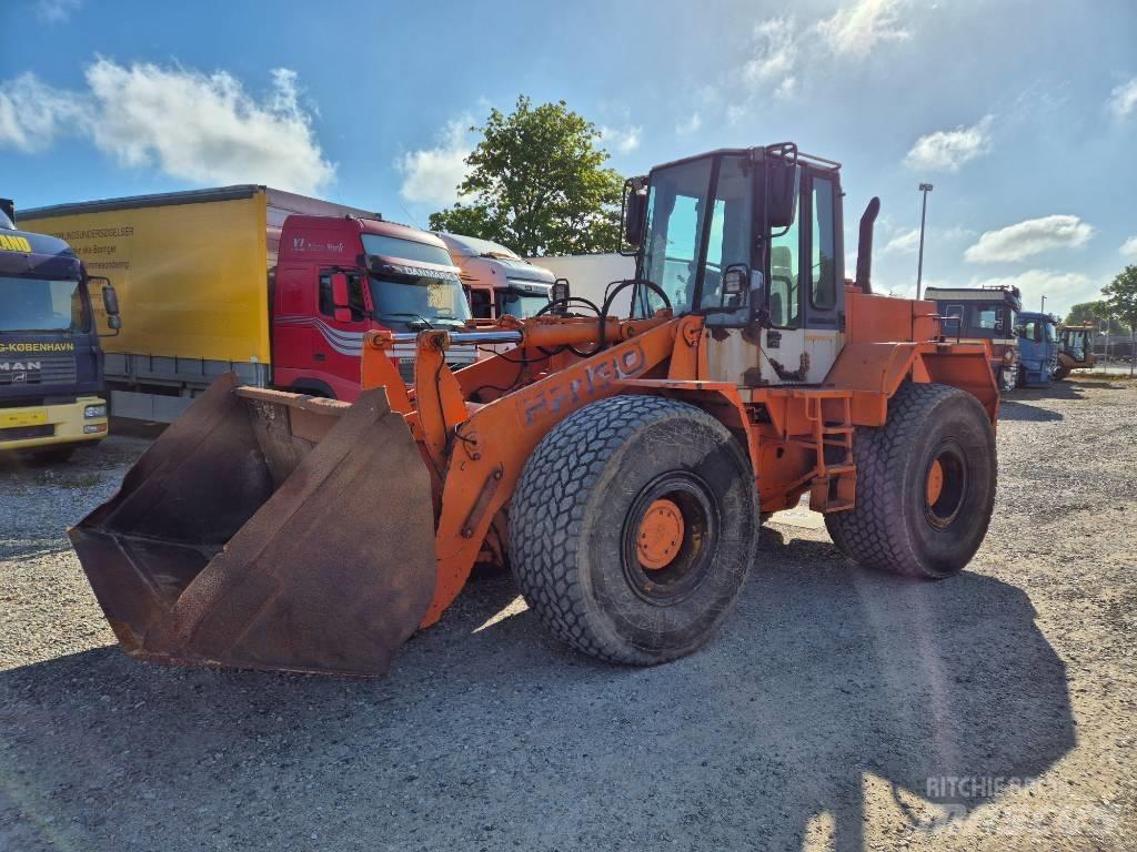 Hitachi FR 130 轮式装载机