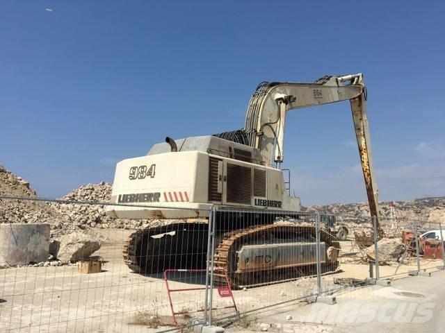 Liebherr 984 C 长臂挖掘机
