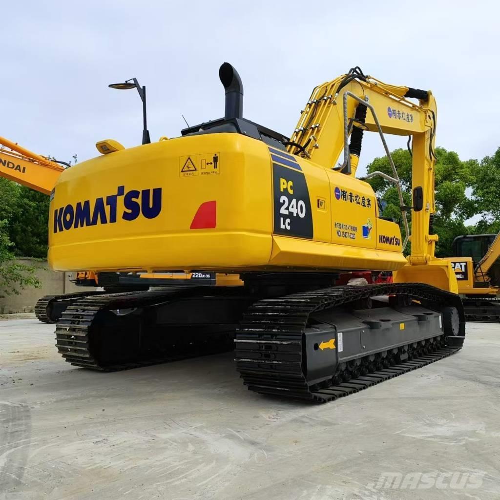 Komatsu PC 240 LC-8 履带挖掘机