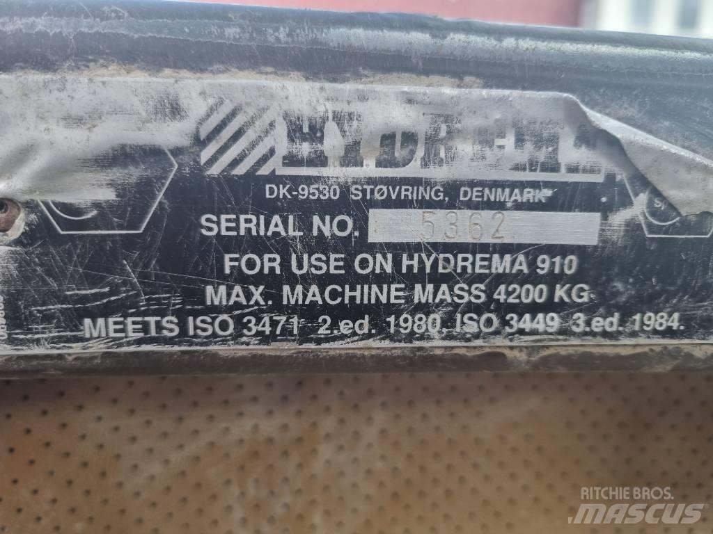 Hydrema 910 铰接式自卸车