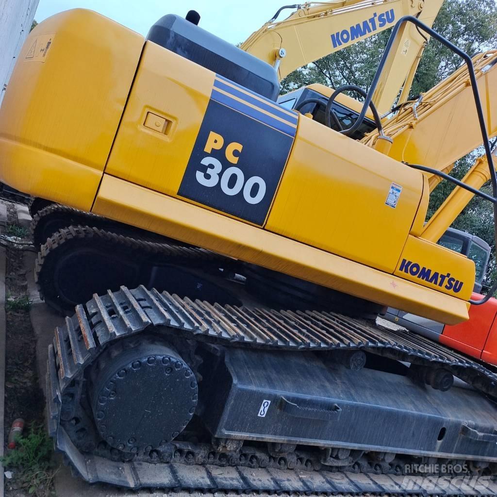 Komatsu PC 300 履带挖掘机