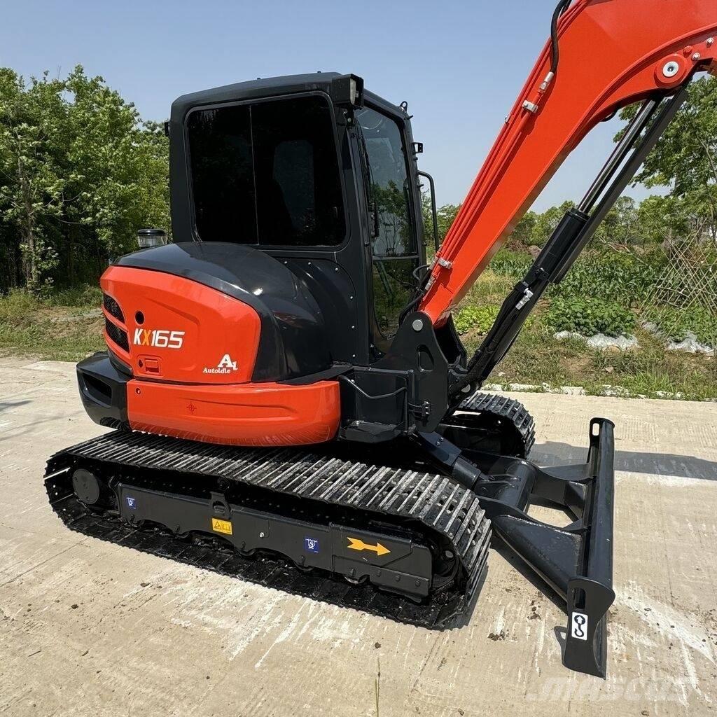 Kubota KX 165 小型挖掘机
