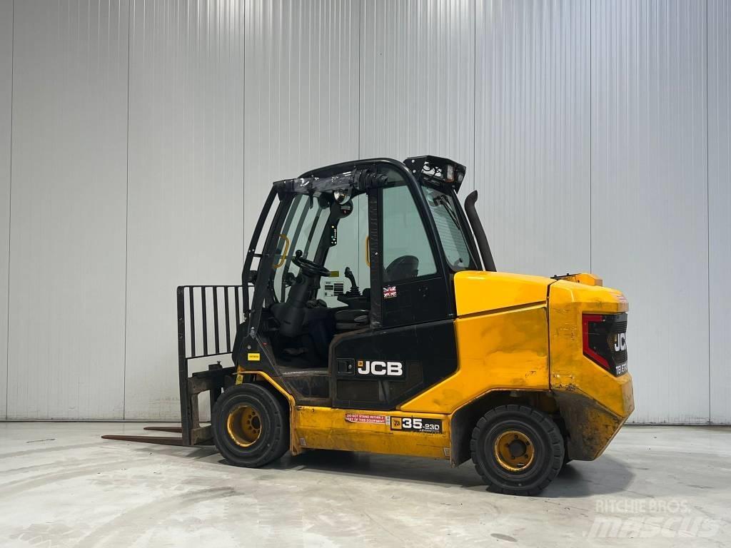JCB TLT35-23D-2WD 柴油叉车