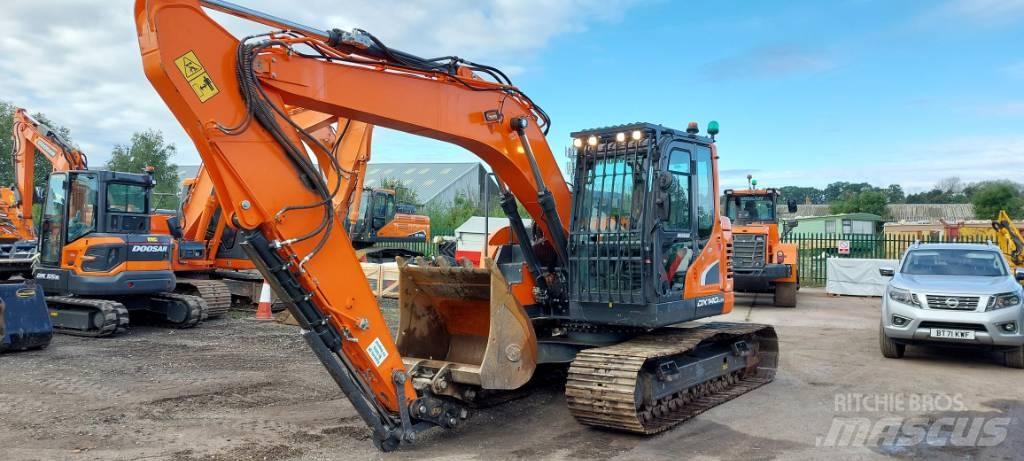 Doosan DX140LCR-5 履带挖掘机