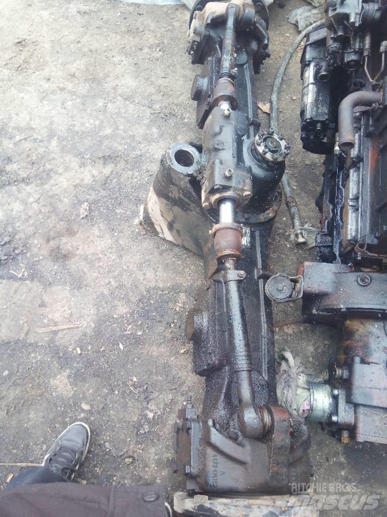 CAT M 320 轴