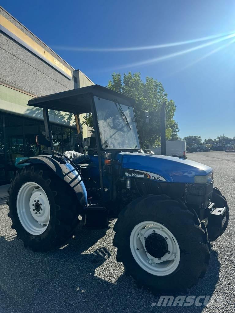 New Holland TN 70 拖拉机/农用车