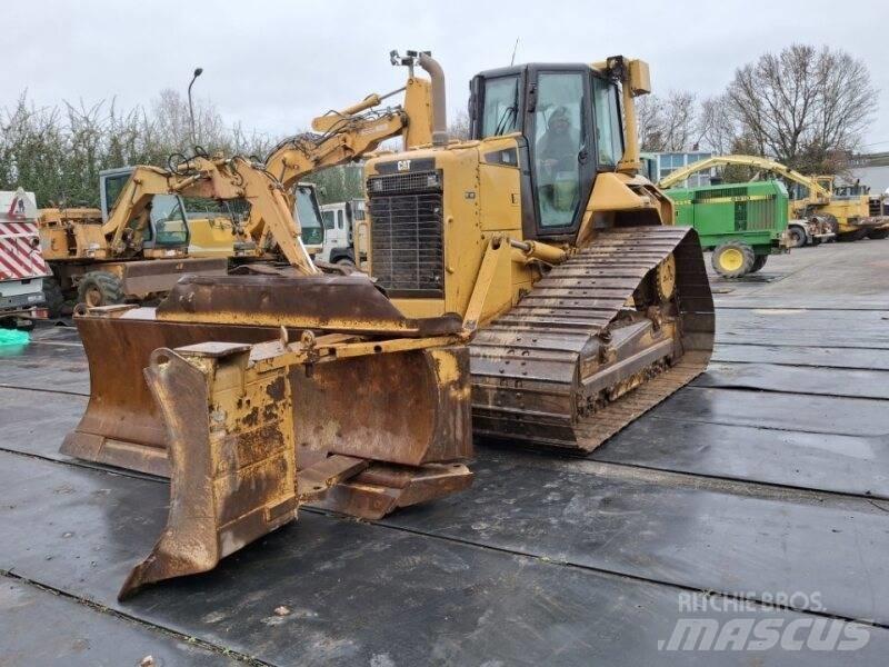 CAT D6N 履带式推土机