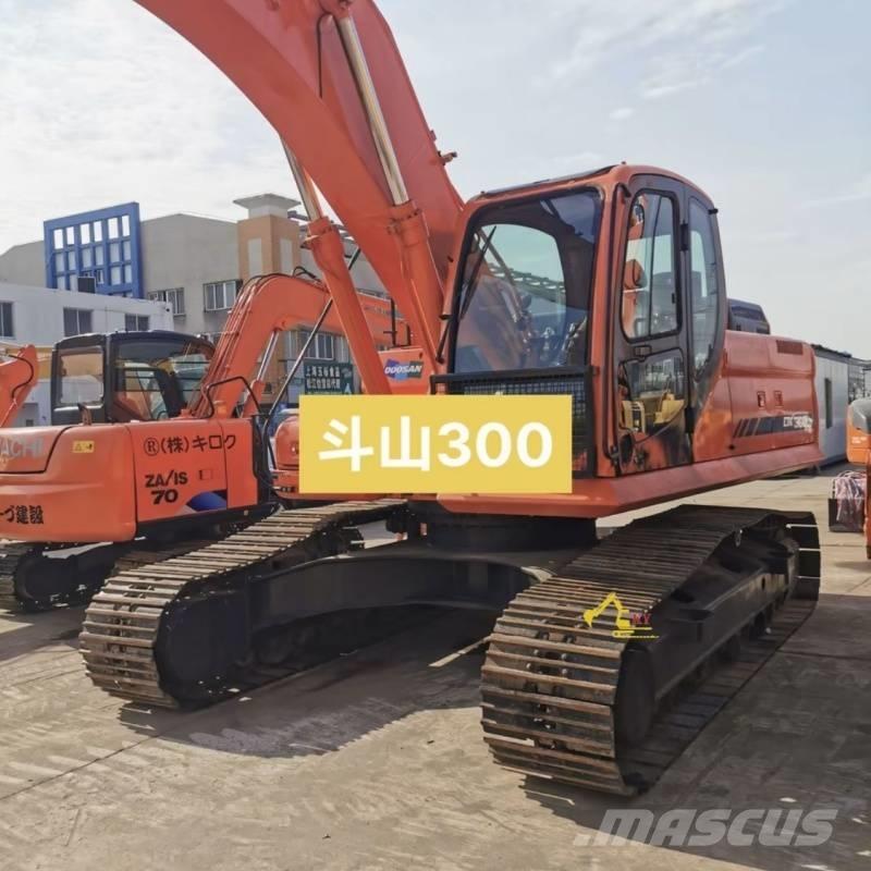 Doosan dh220-7 履带挖掘机