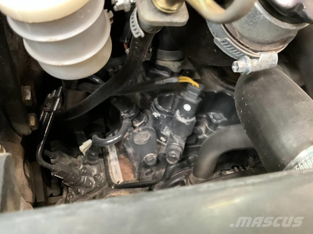 JCB 8018 小型挖掘机