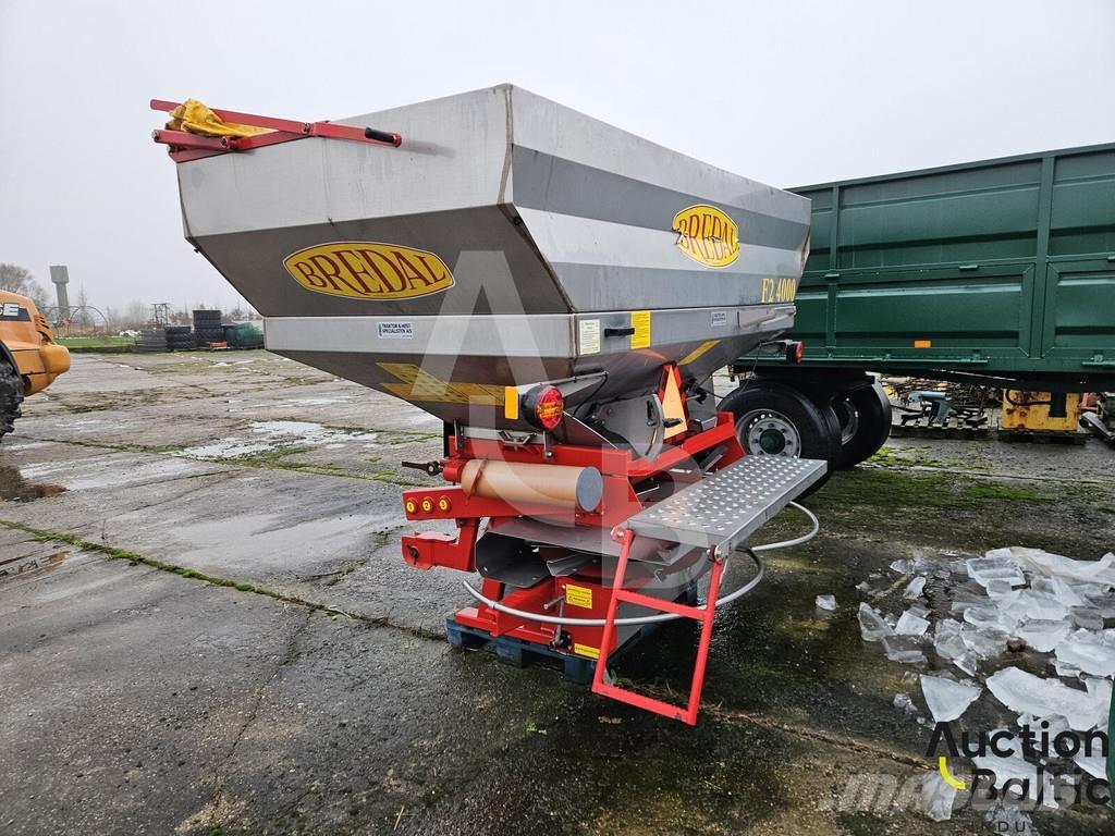 Bredal F 2RF 矿物肥料撒播机