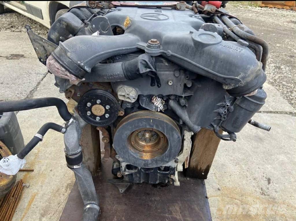 Mercedes-Benz V6 发动机