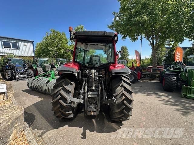 Valtra A 115 MH4 拖拉机/农用车