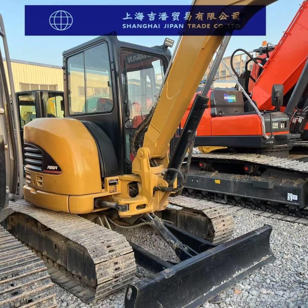 CAT 305C 小型挖掘机