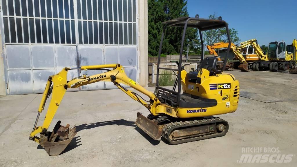Komatsu PC 12 R-8 小型挖掘机