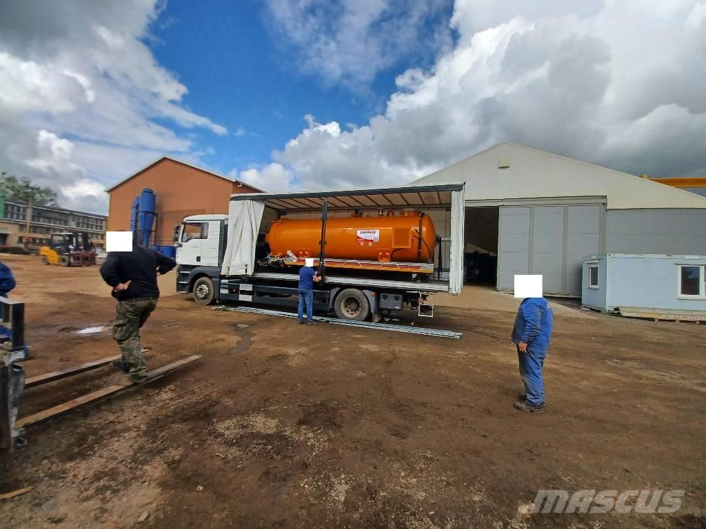 MAN TGA02 路面维护设备-其他