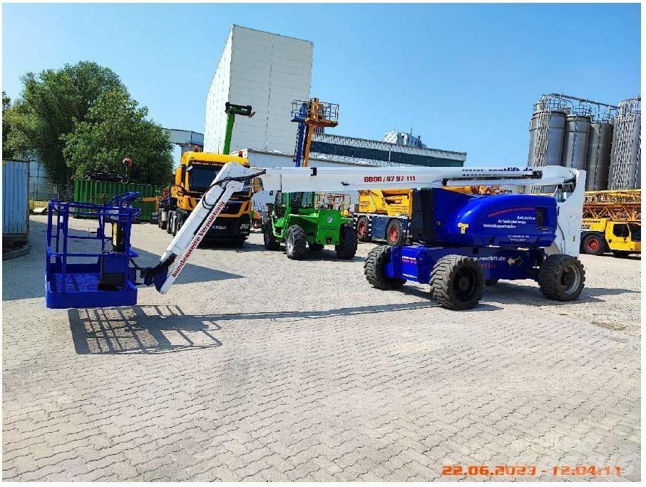 JLG 800 AJ 曲臂高空工作平台