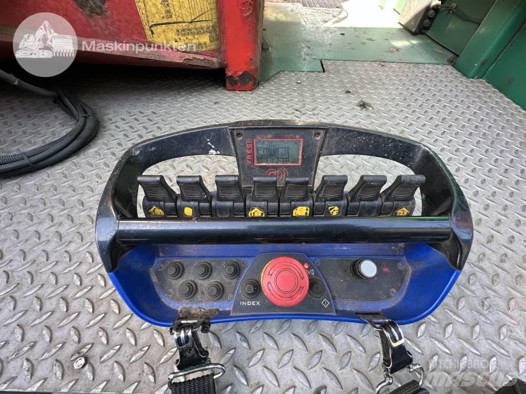 Scania R 440 LB 起重车