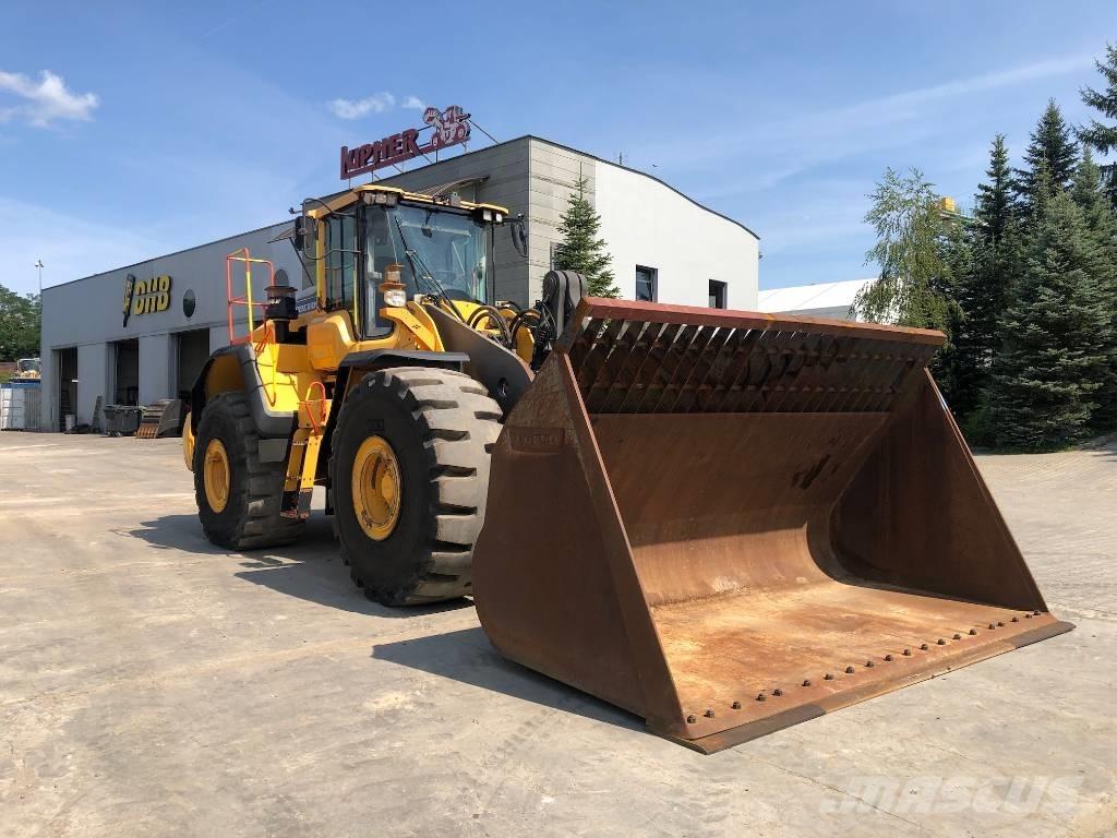 Volvo L220H 轮式装载机