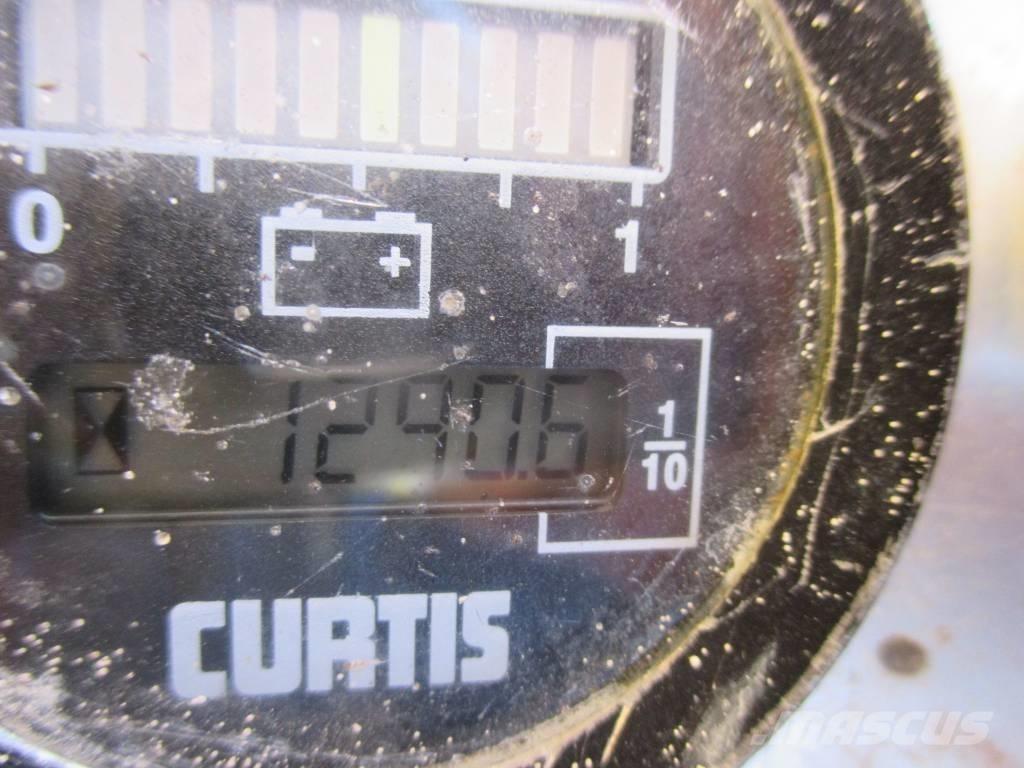 HAB S142-12E2WD 剪叉式升降机