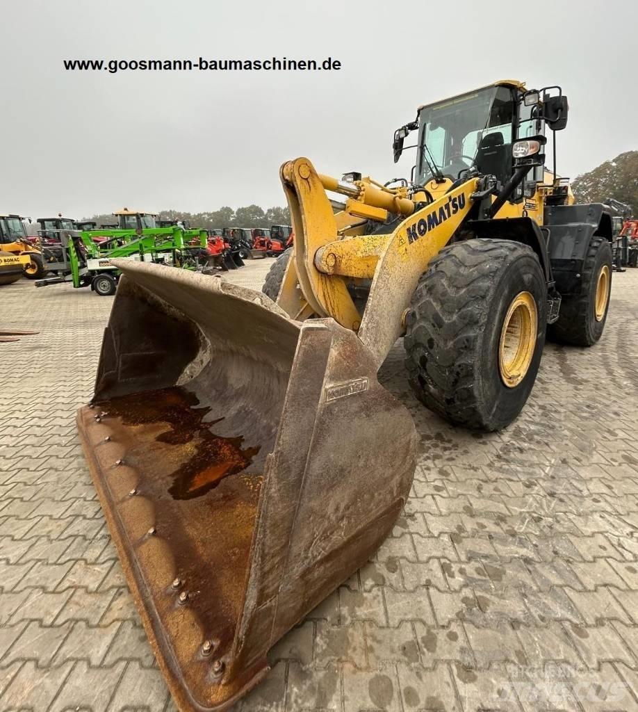 Komatsu WA 320-8 轮式装载机